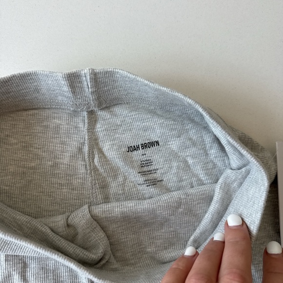 NWT Joah Brown ribbed shorts S/M - Picture 3 of 3